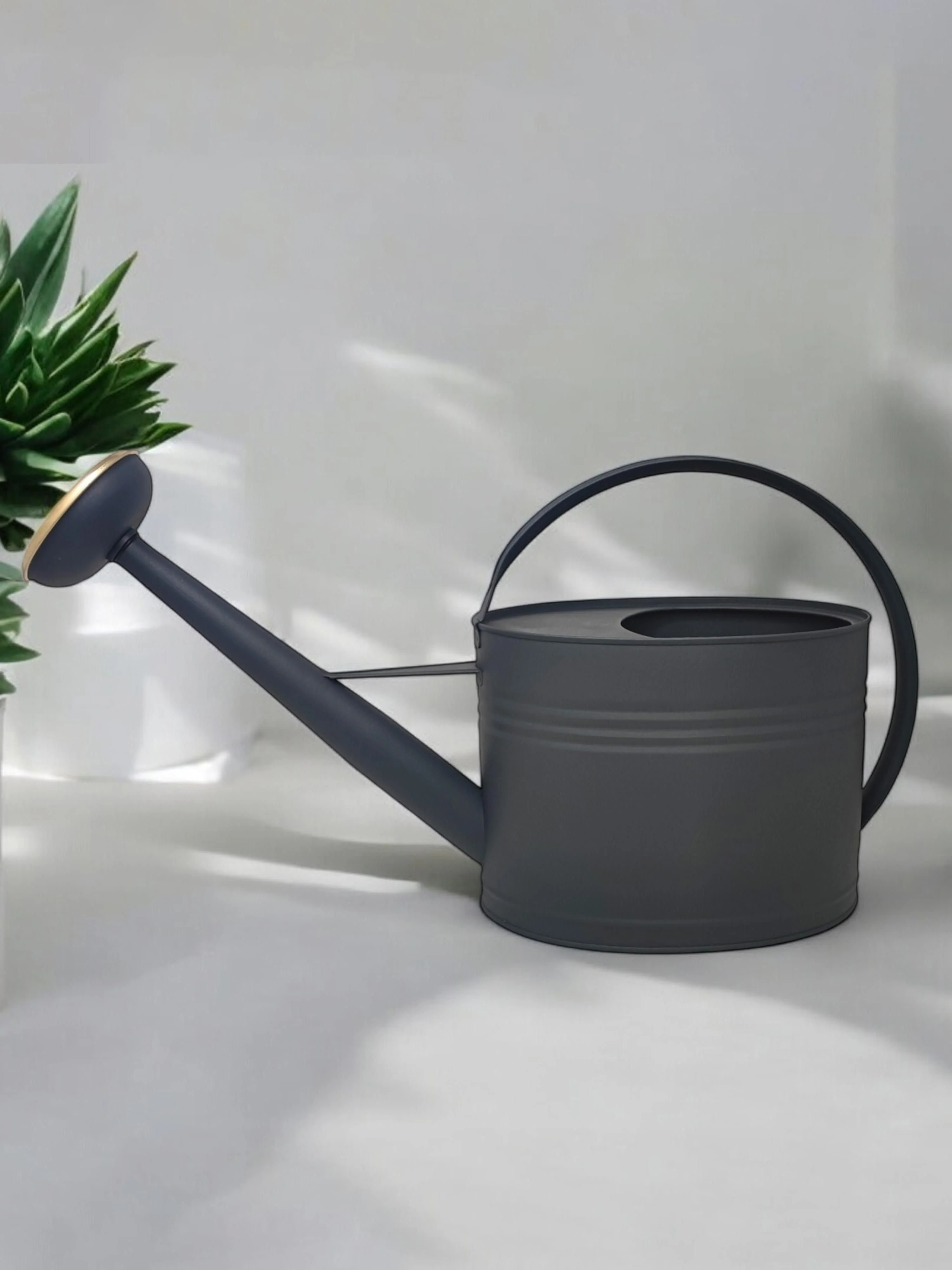 Handgefertigte Gießkanne Aziza, 5 L