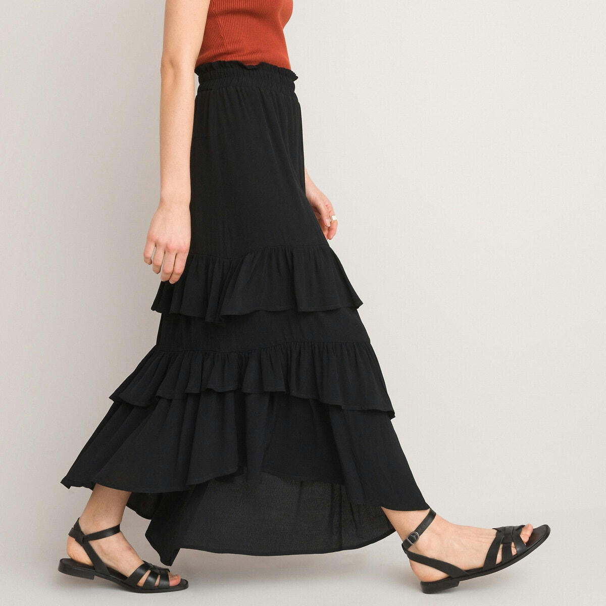 Jupe longue asymétrique, à volants
