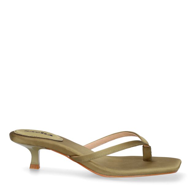 Groene satijnen slippers met hak