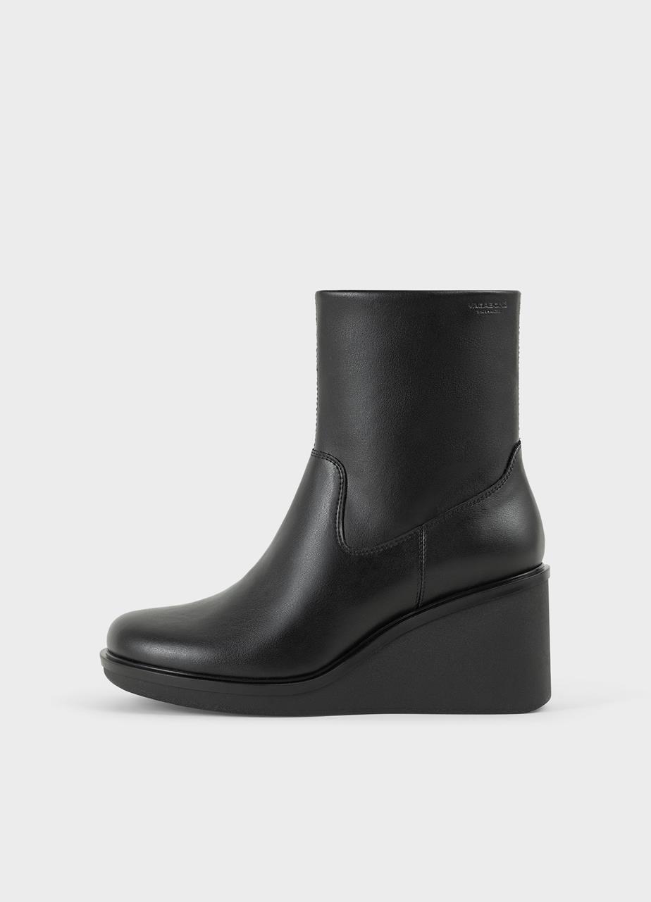 Deena Boots