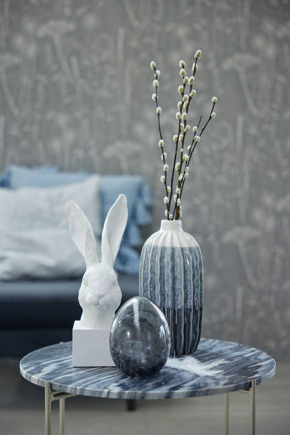 - Déco Œuf en verre noir H15