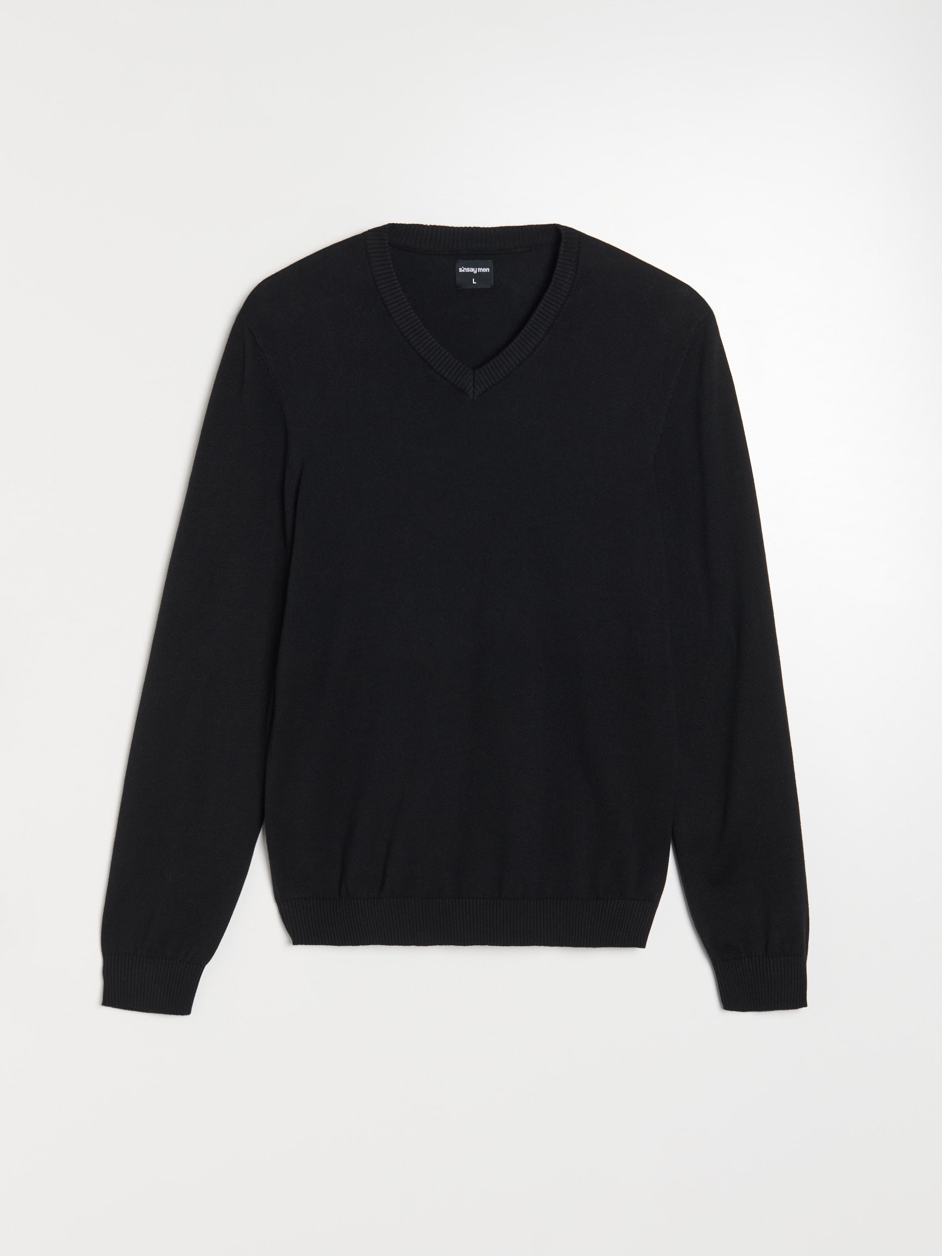 Sweter z dekoltem w serek