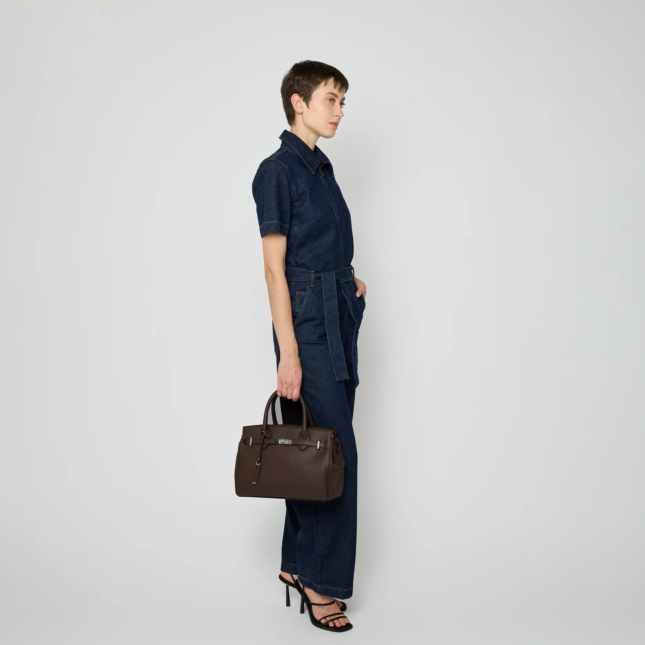 Shopper New York 9679