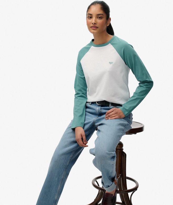 Essential Logo Long Sleeve Baseball Top
