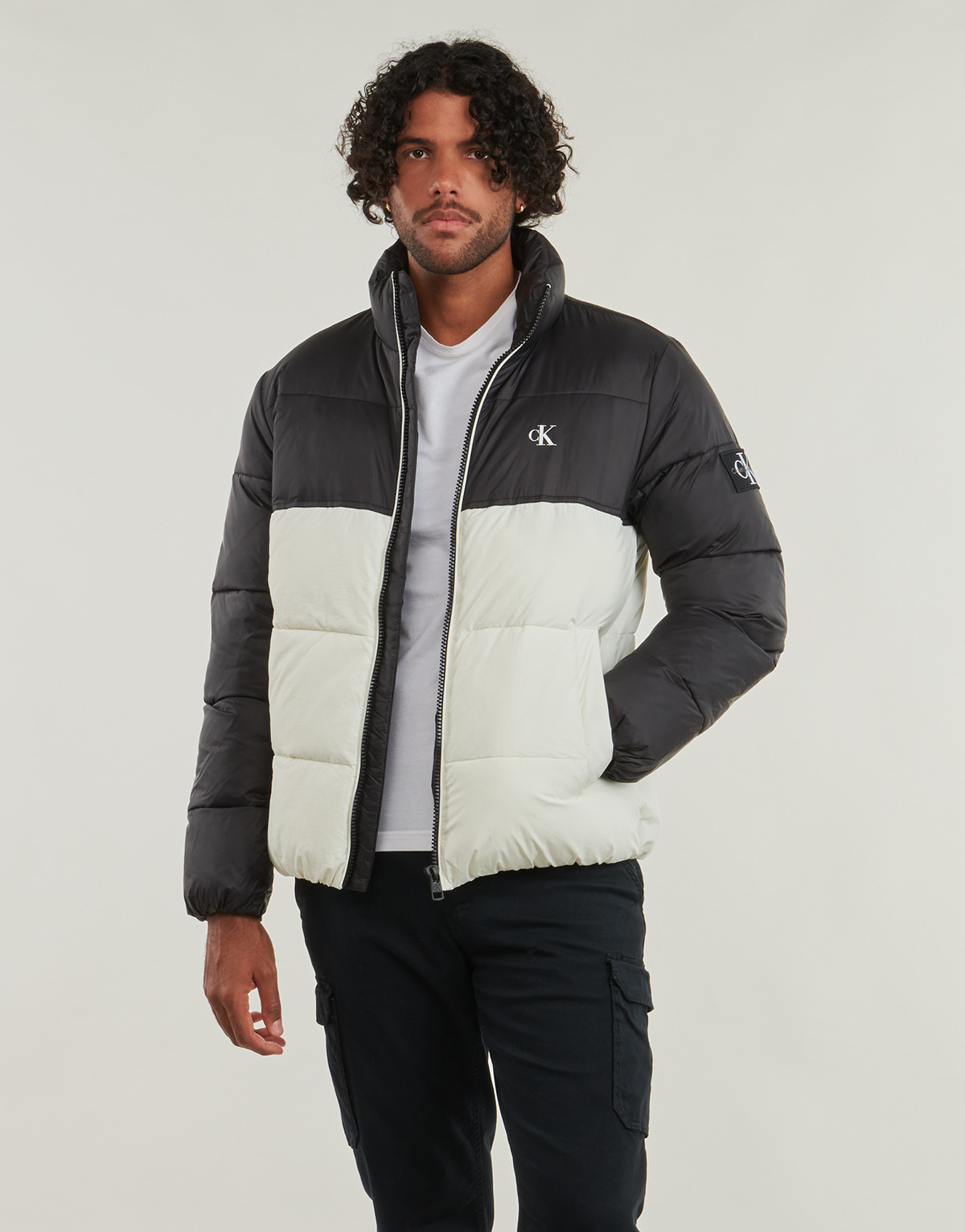 Calvin Klein Jeans - NON DOWN BLOCKING PUFFER - White / Black