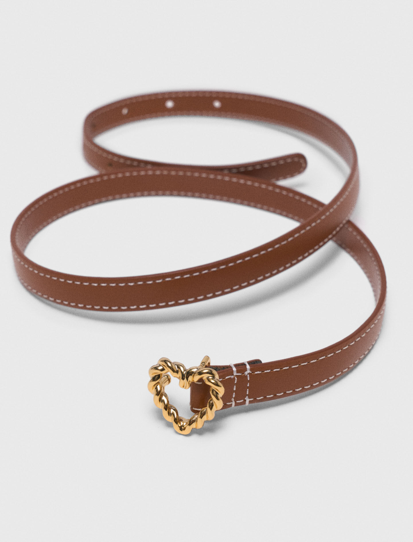 Ceinture fine en cuir à cœur