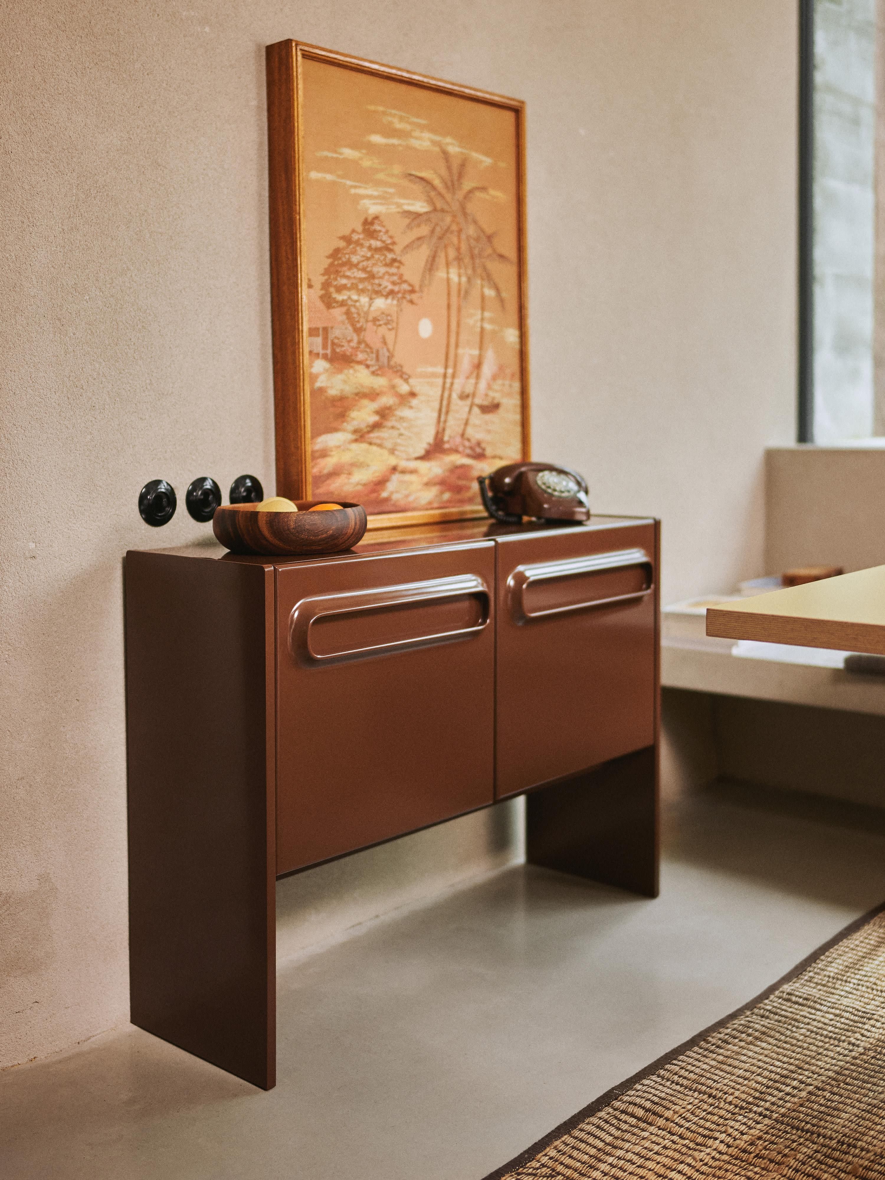 Sideboard Space