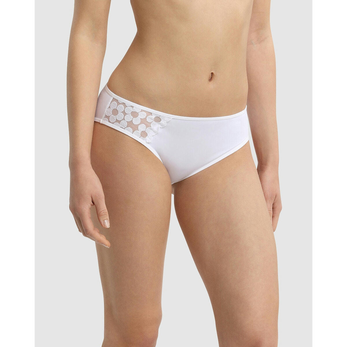 Slip Genrous Broderie