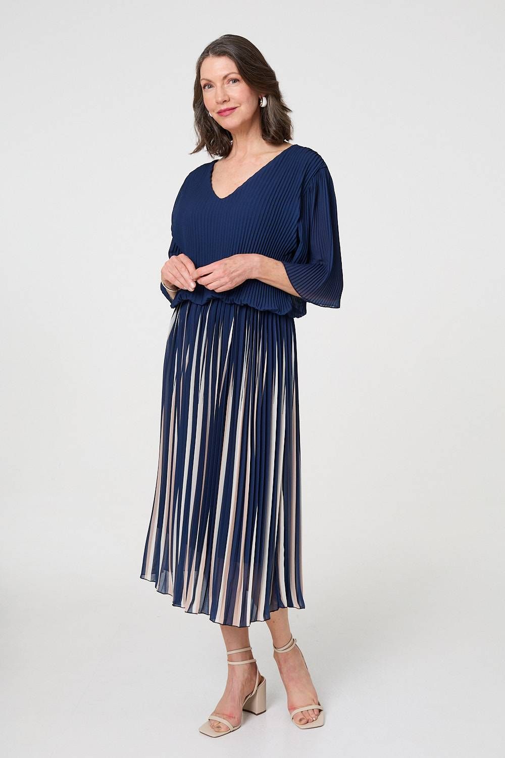 Izabel London Striped Pleat 1/2 Sleeve Midi Dress