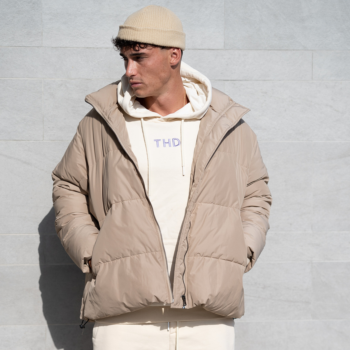 THEAD. -  - Beige