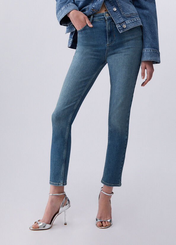Jeans slim fit a vita alta