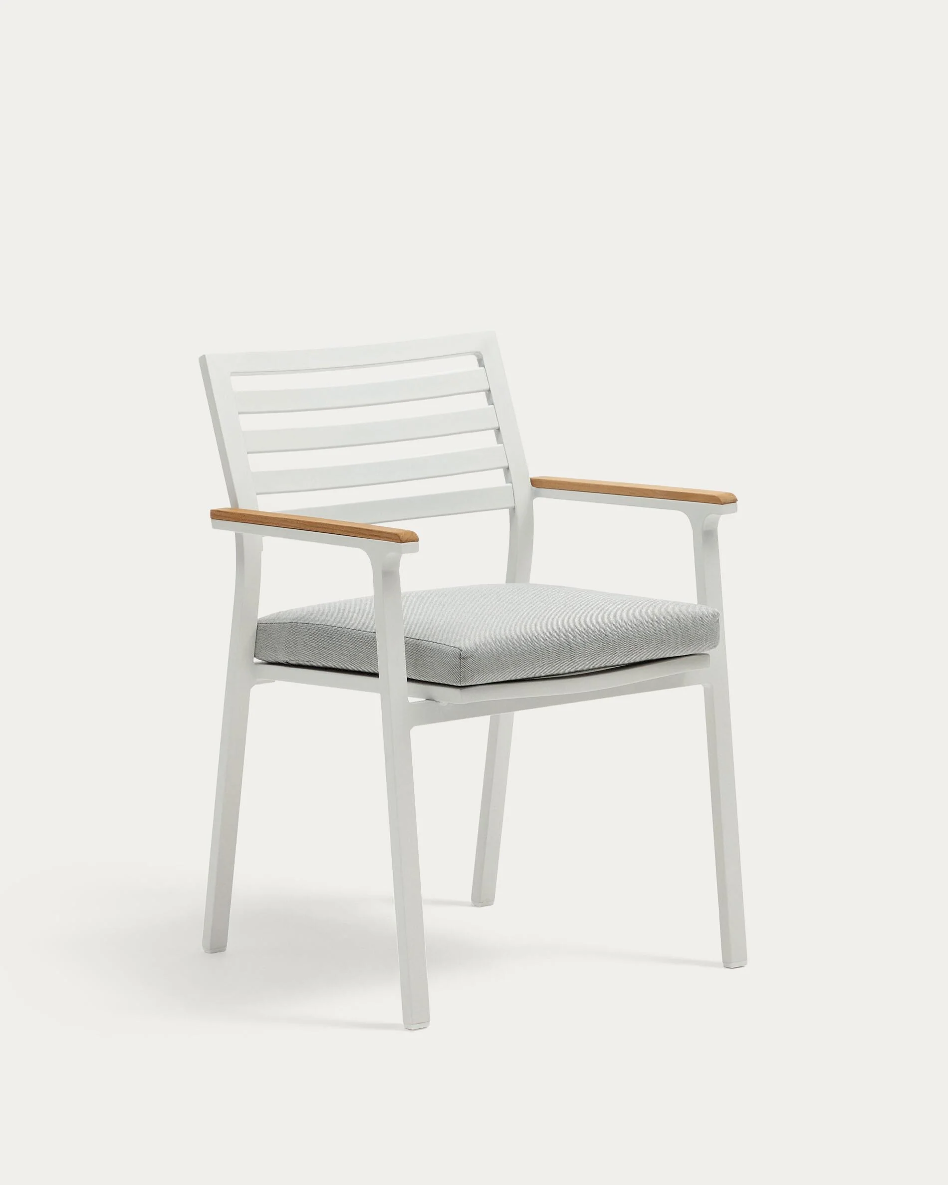 Bona stackable outdoor chair in aluminium with white finish and solid teak wood armrests