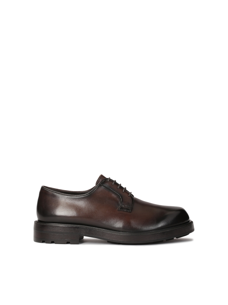 Brown derby shoes made of natural leather