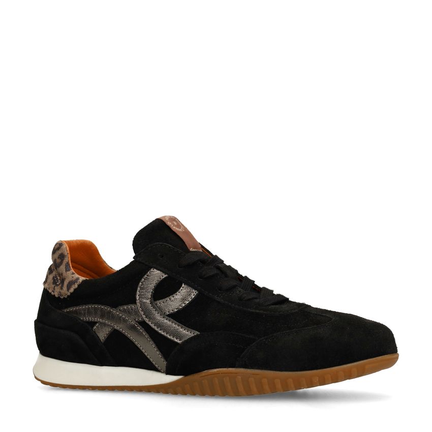 Manfield Zwarte suède sneakers met leopard details
