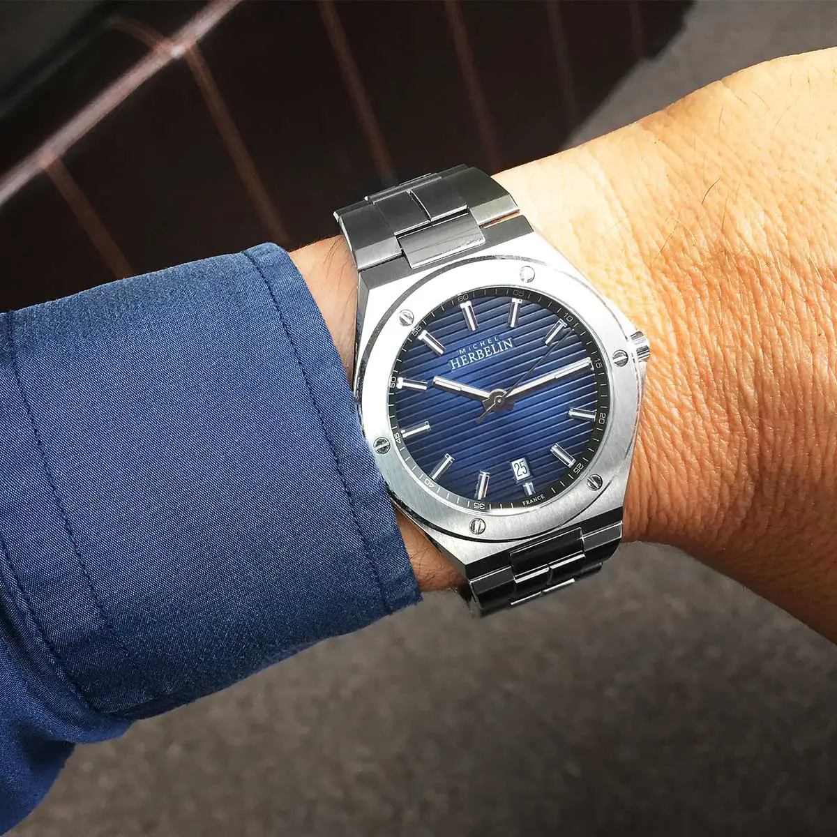 CAP CAMARAT – QUARTZ DATE – ACIER & BLEU MARINE