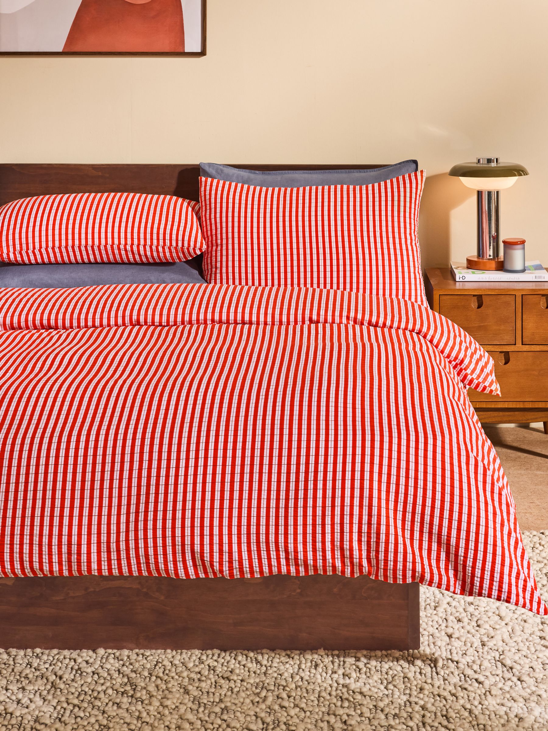 Felix Seersucker Duvet Cover and Pillowcase Set in Orange