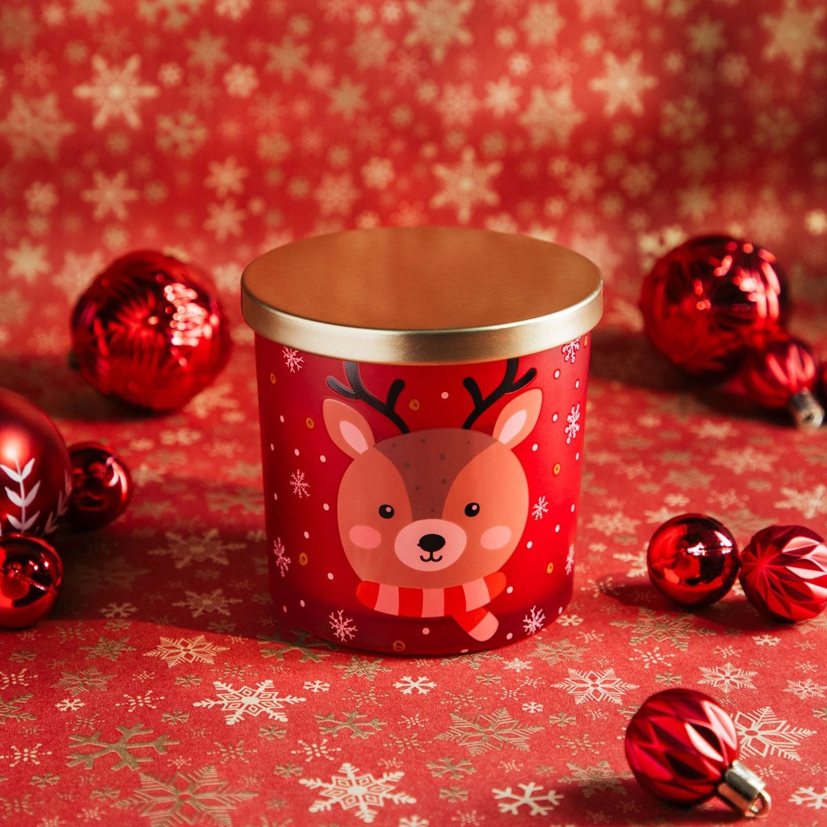 Świeca zapachowa REINDEER z reniferem czerwona 300 g