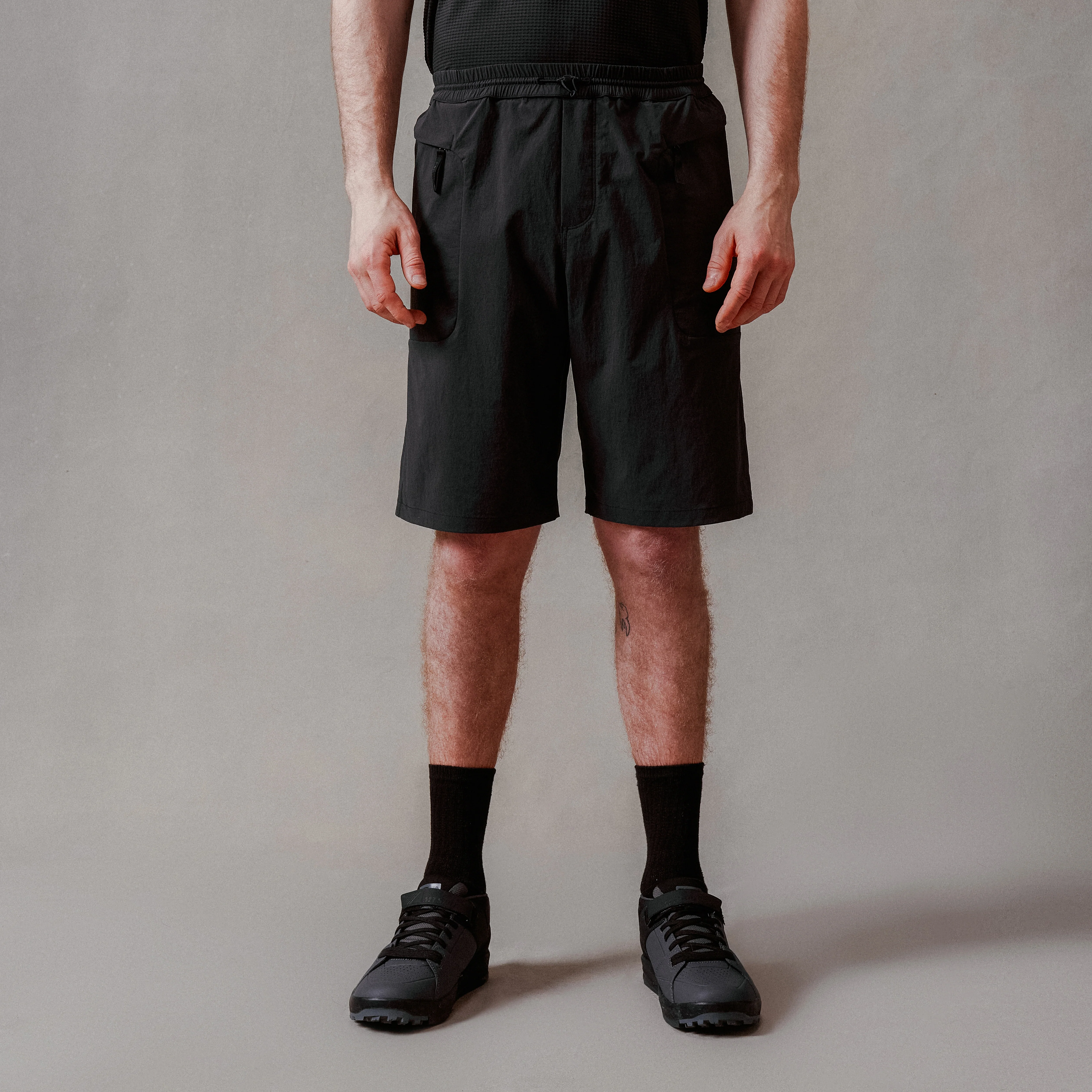 Unisex Corner Shorts With Liner - Black