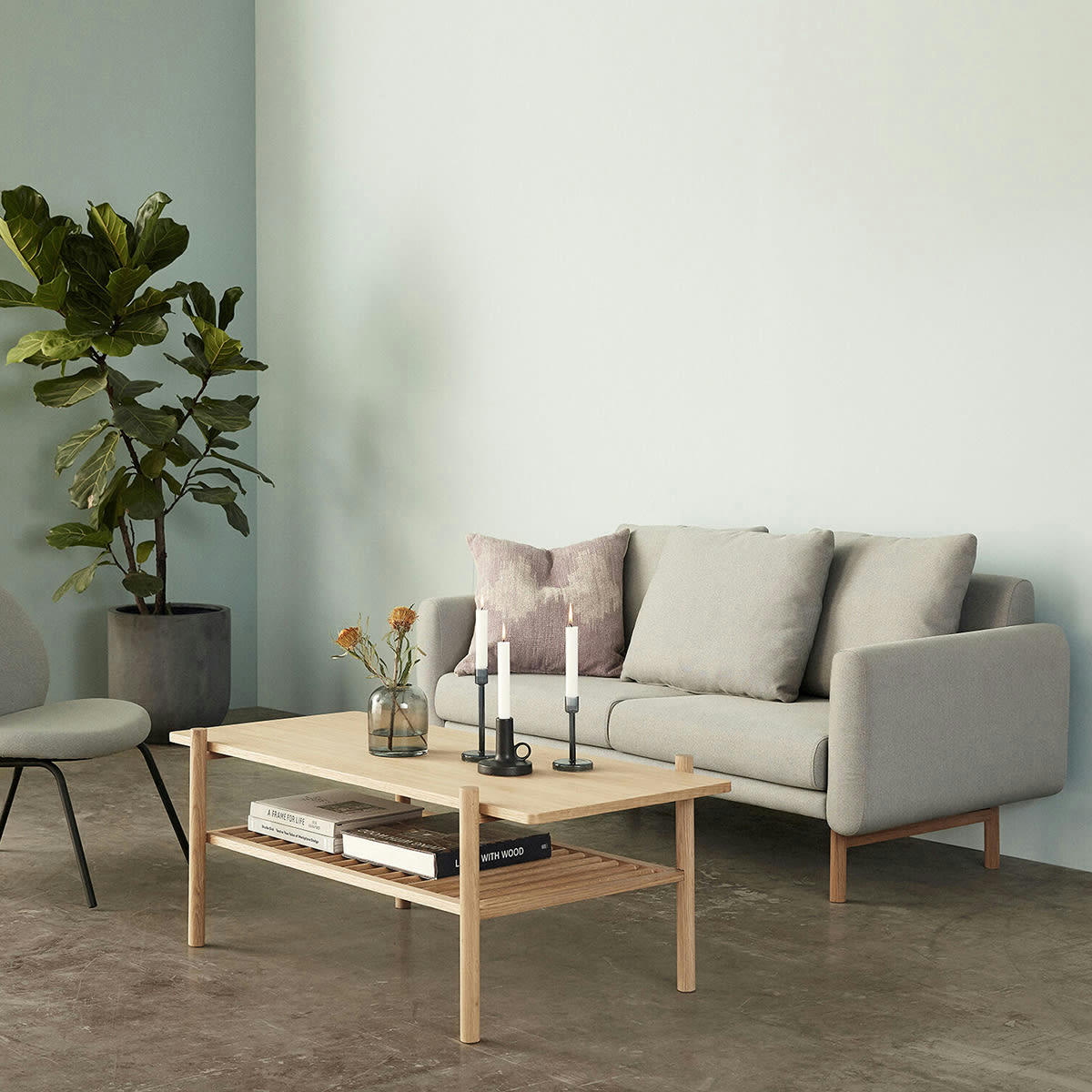 GATHER - Chaise en pieds en métal noir et gris