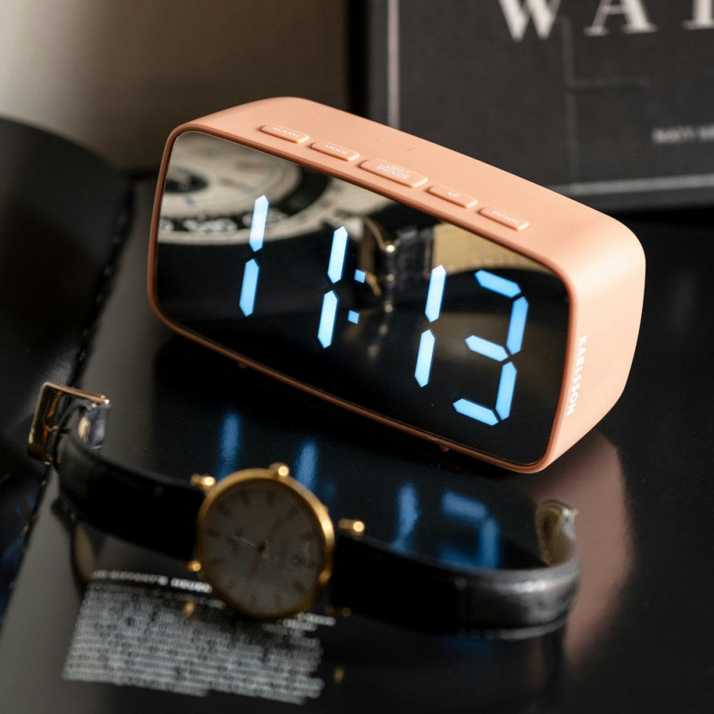 SILVER - Réveil silver mirror silicone rose