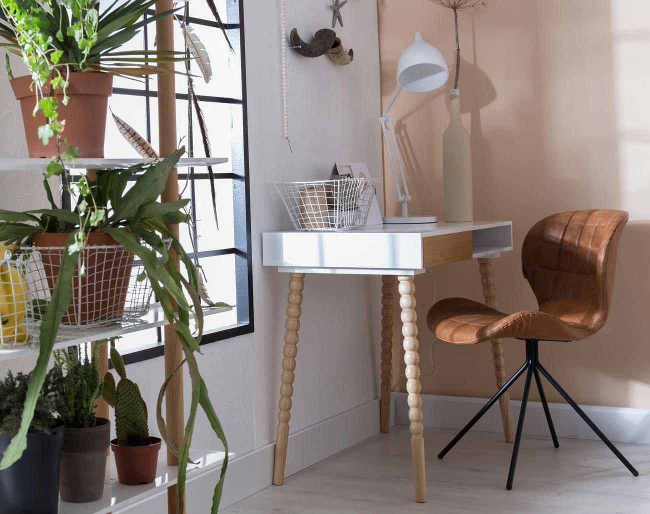 OMG - Chaise design aspect cuir marron