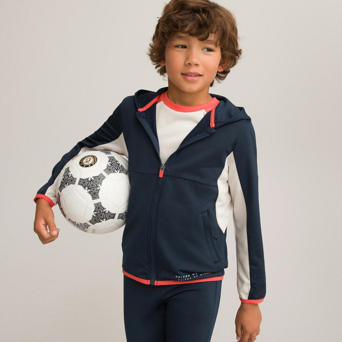 Sweat zippé à capuche en matière technique