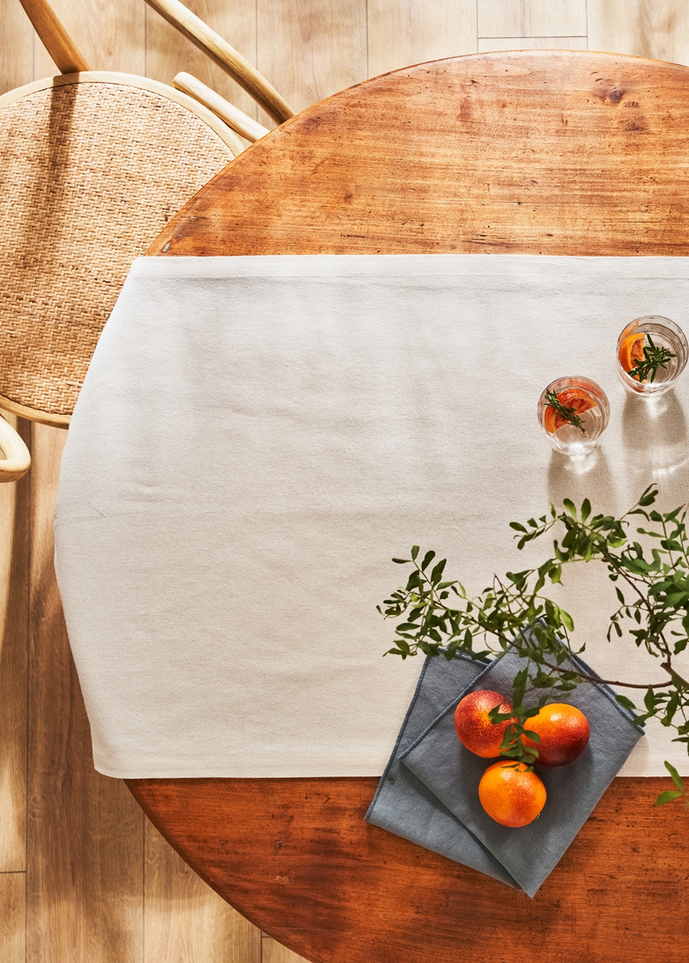 CHEMIN DE TABLEEN COTON UNI CRAIE