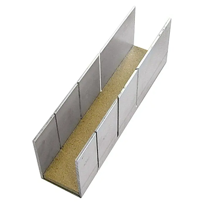 GJÆRINGSBOKS WISENT ALUMINIUM/TRE