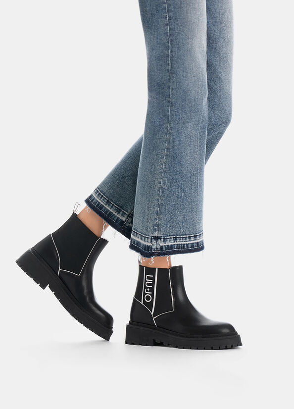 Stivaletti beatles in pelle