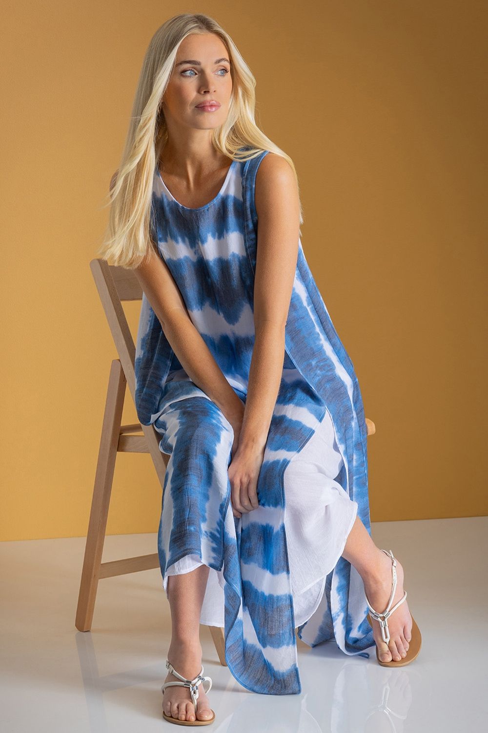 Klass. Printed Sleeveless Layered Maxi Dress