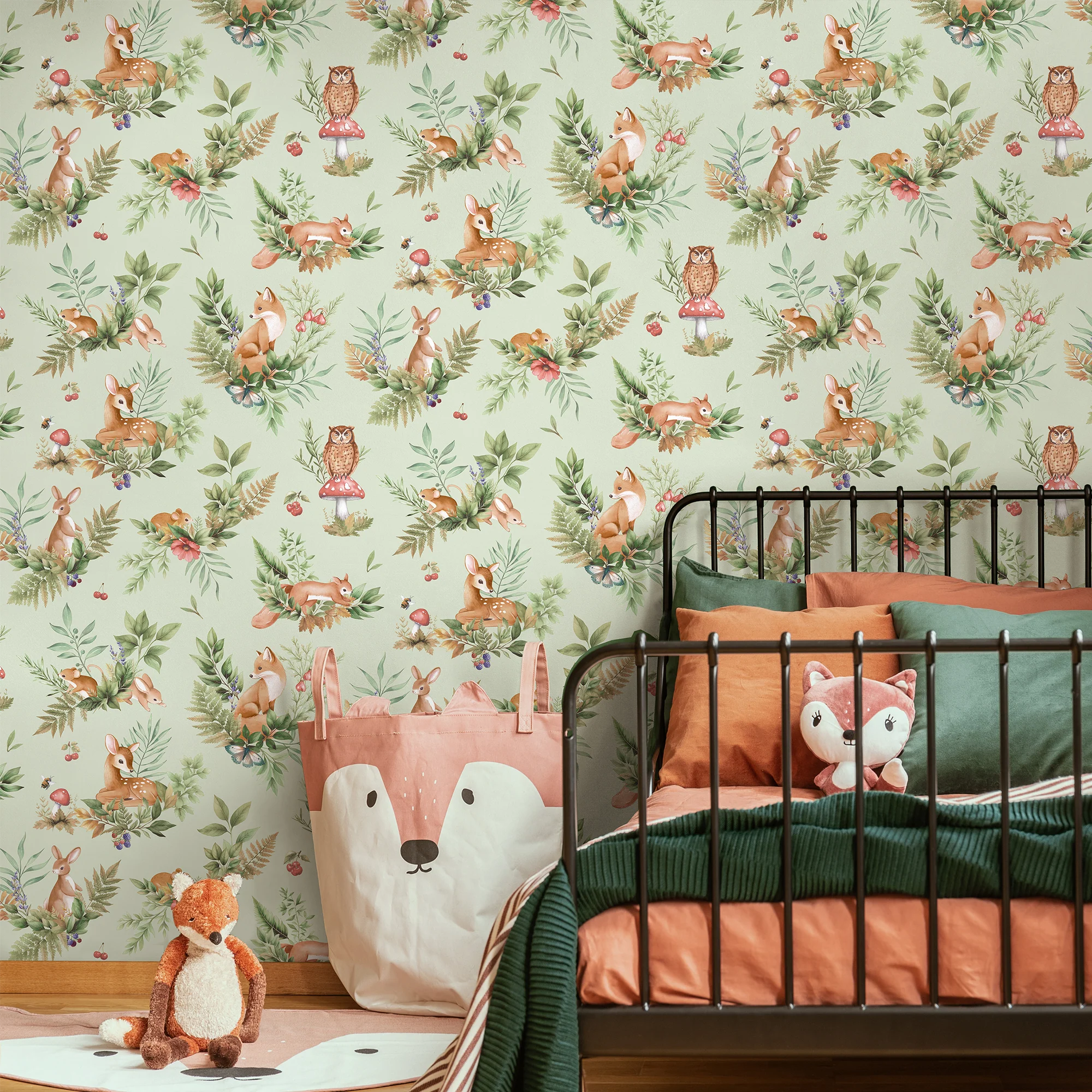 HOLDEN DECOR Papier peint FOREST FRIENDS coloris vert d'eau