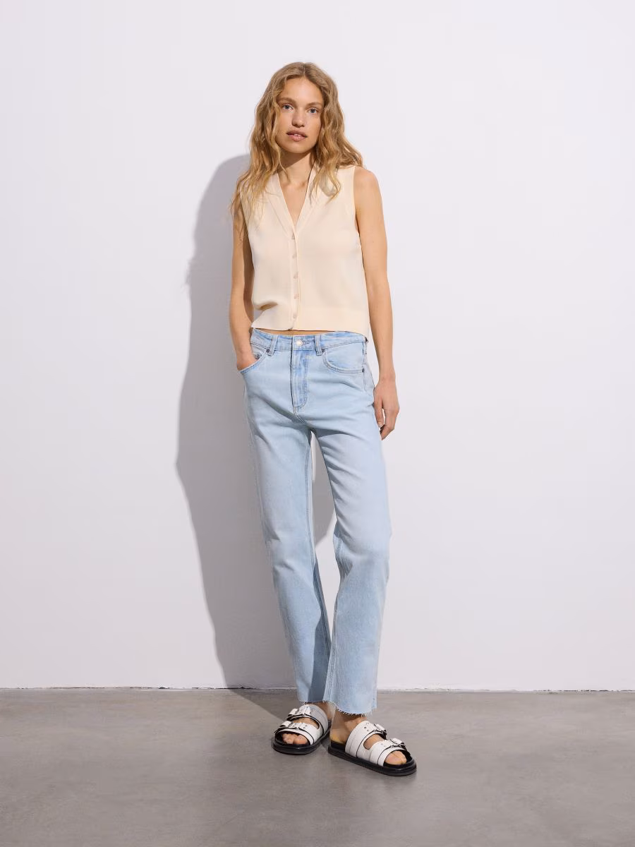 Straight Jeans