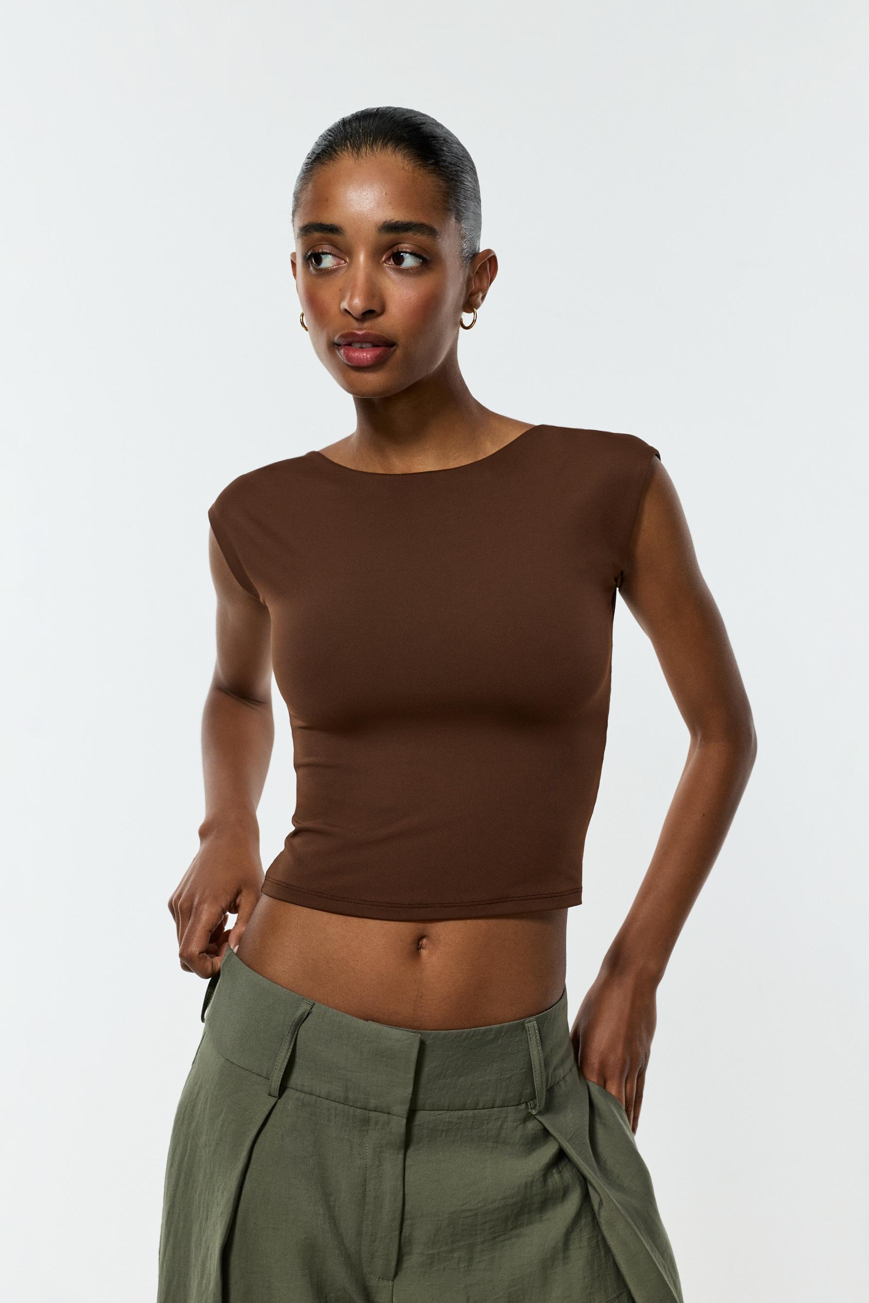 Camiseta espalda descubierta