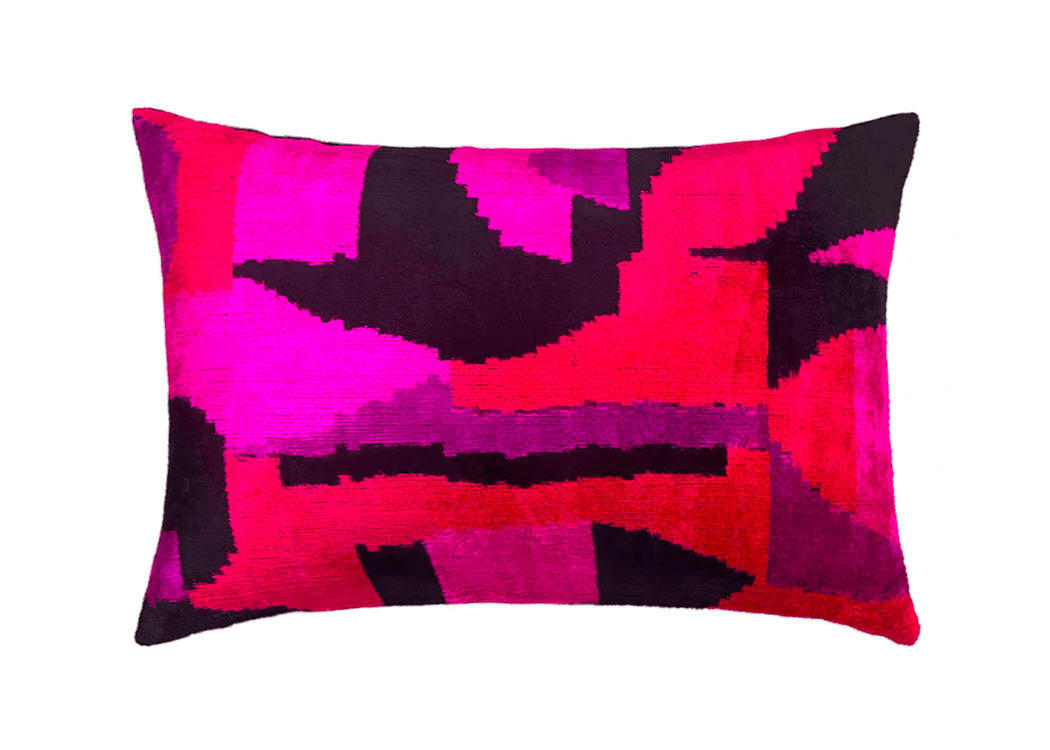 - Housse de coussin velours soie ikat  40x60 rose