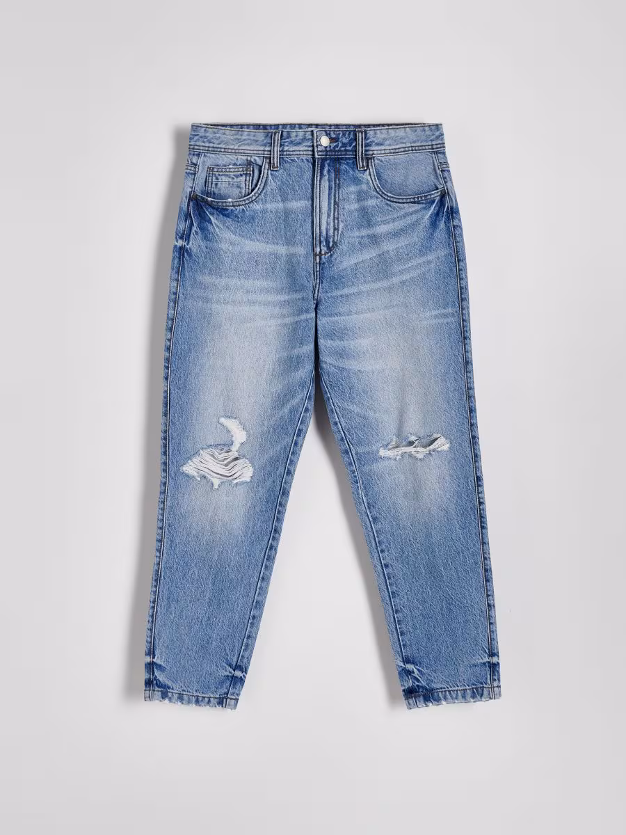 Distressed Carrot Jeans