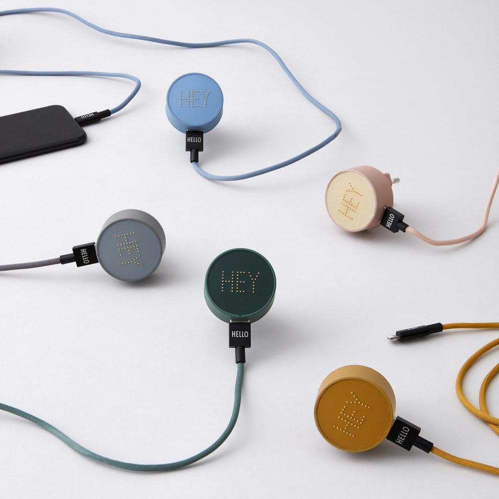 - Chargeur pearl hey plastique bleu