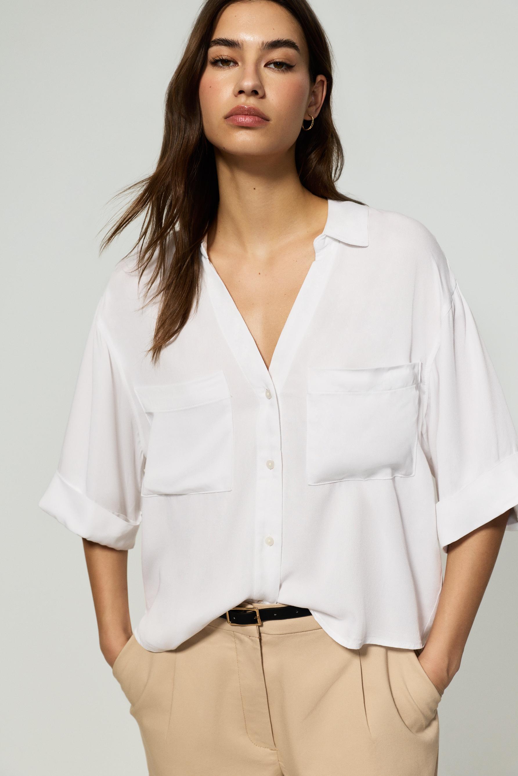 Camisa básica fluida