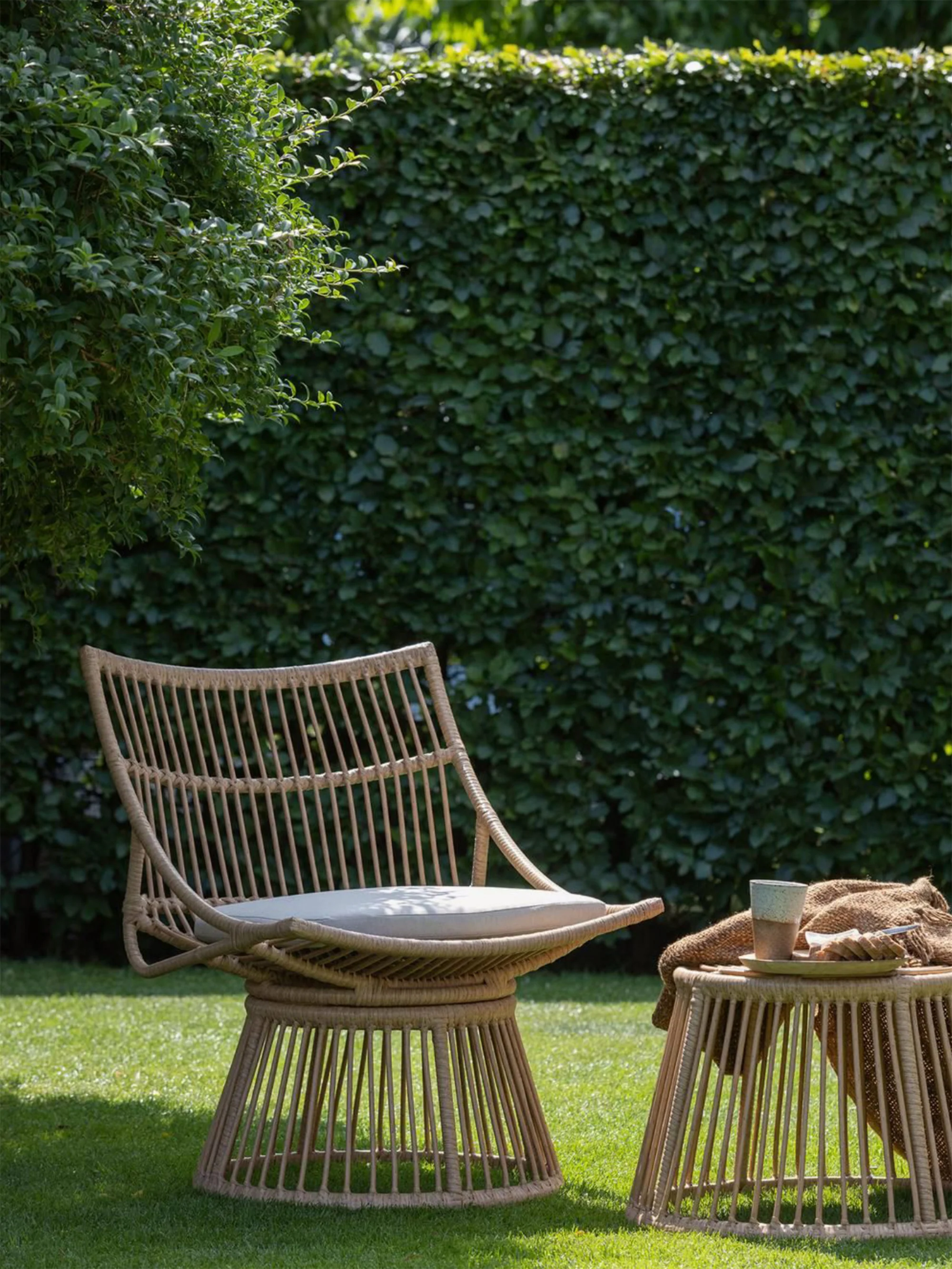 Gartenstuhl Alatna mit Kissen