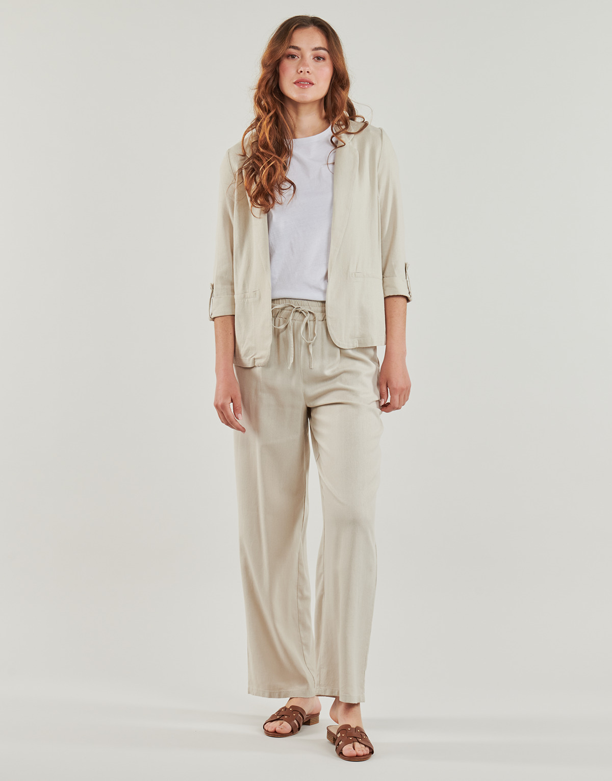 Vero Moda - VMJESMILO - Beige
