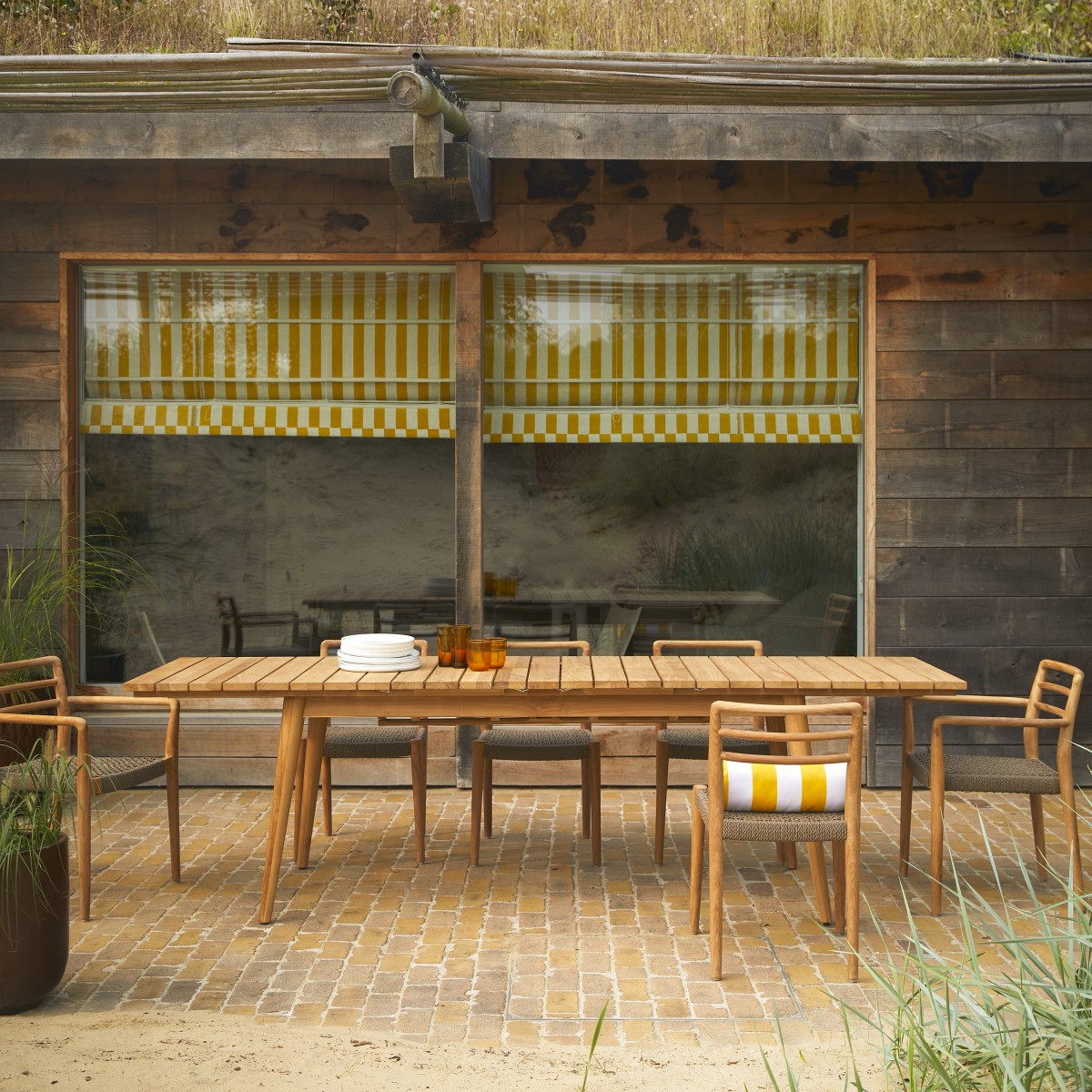 Tikamoon - Uitschuifbare tuintafel in massief teak 6-12 pers. Vadim