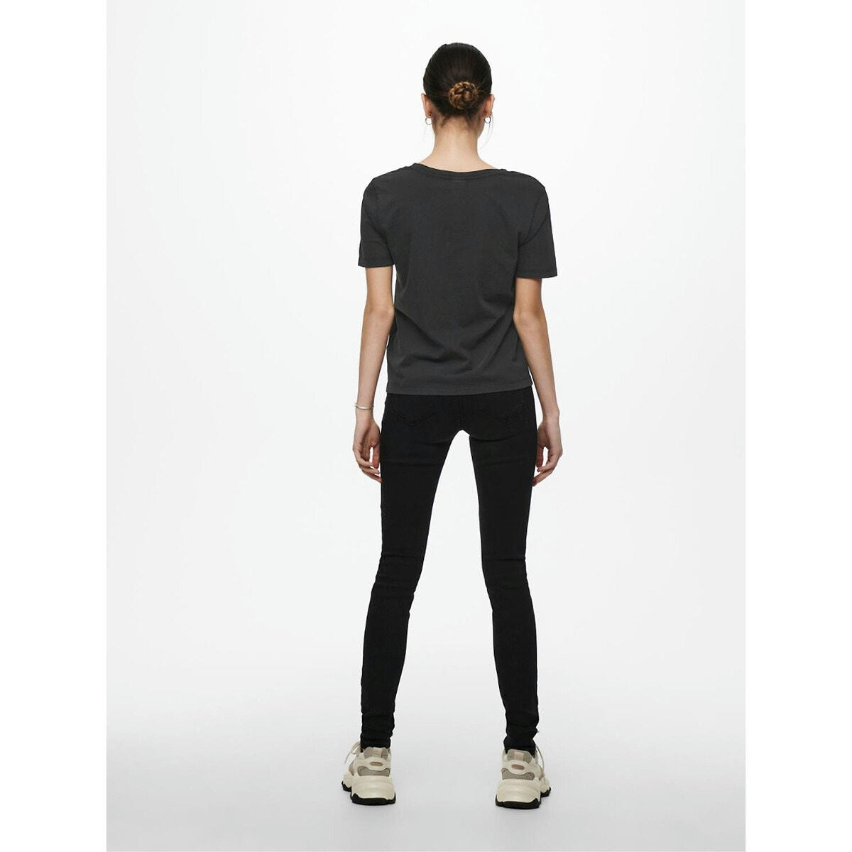 T-shirt col V