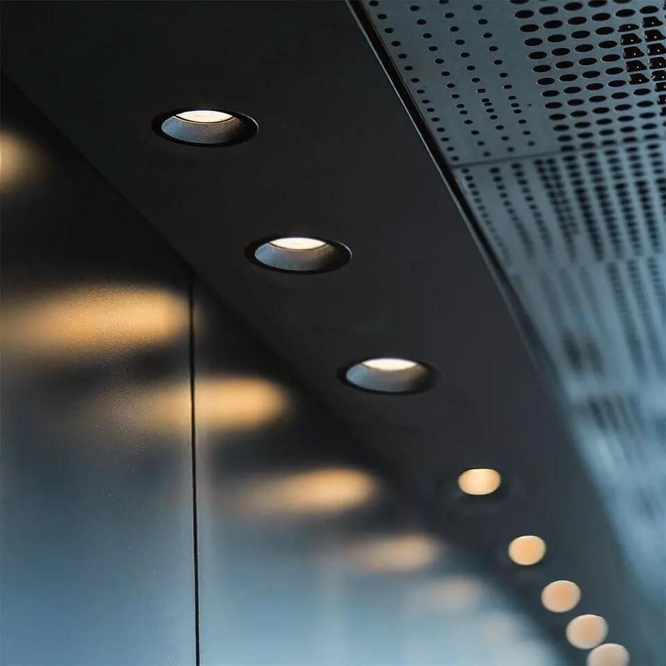 Qazqa inbouwspot dept zwart gu10