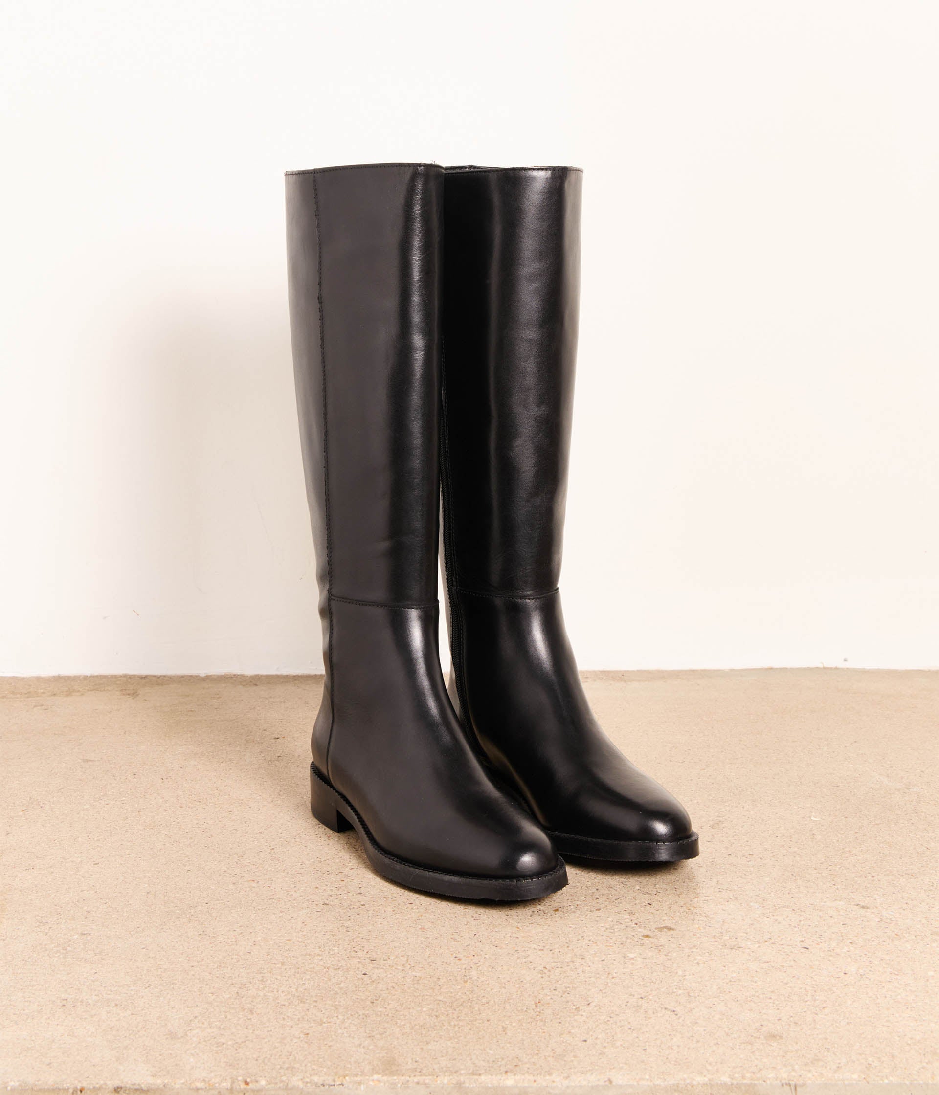Bottes cuir noir Aliénor