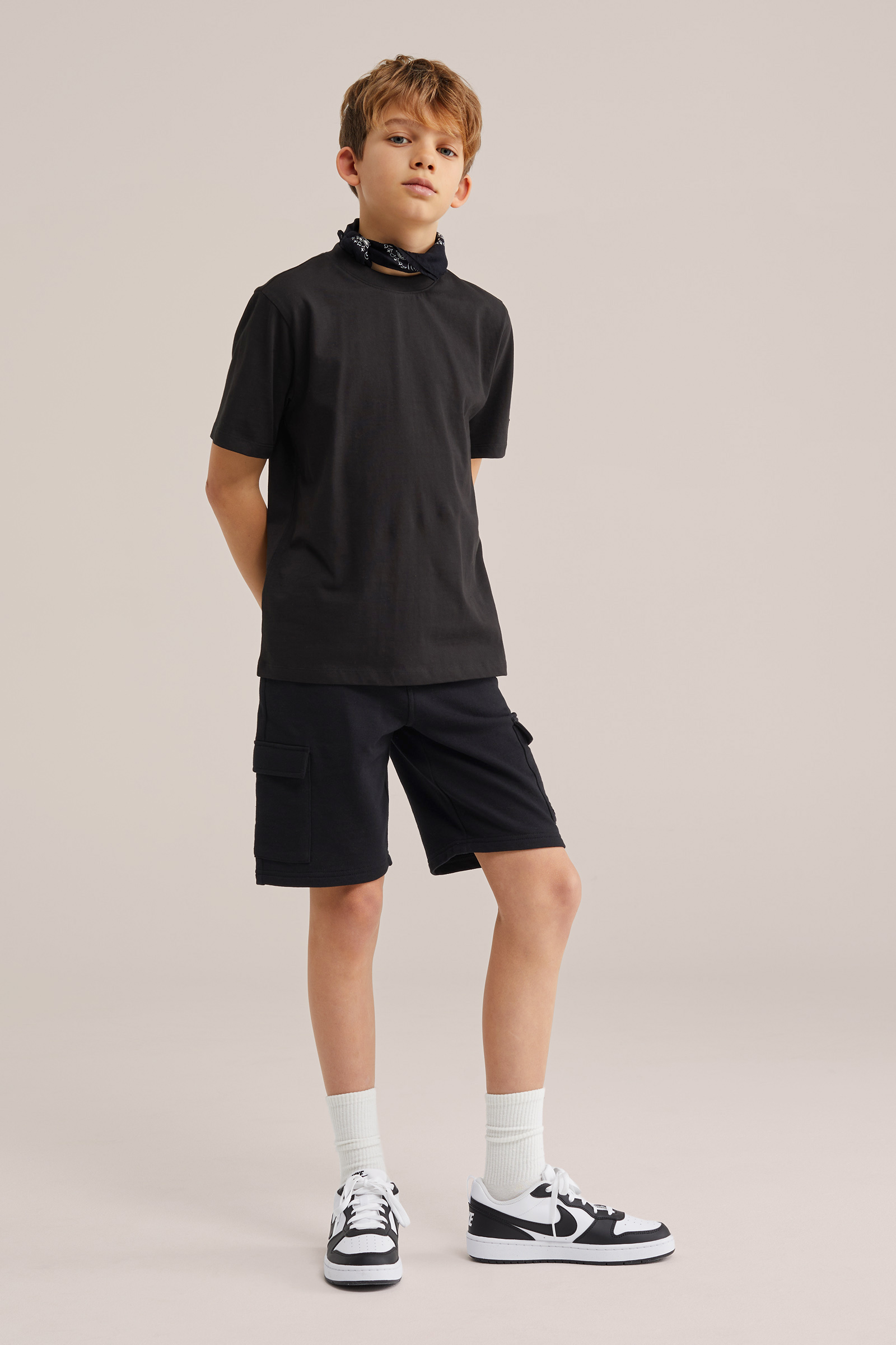 Jongens regular fit sweat cargoshort met embroidery