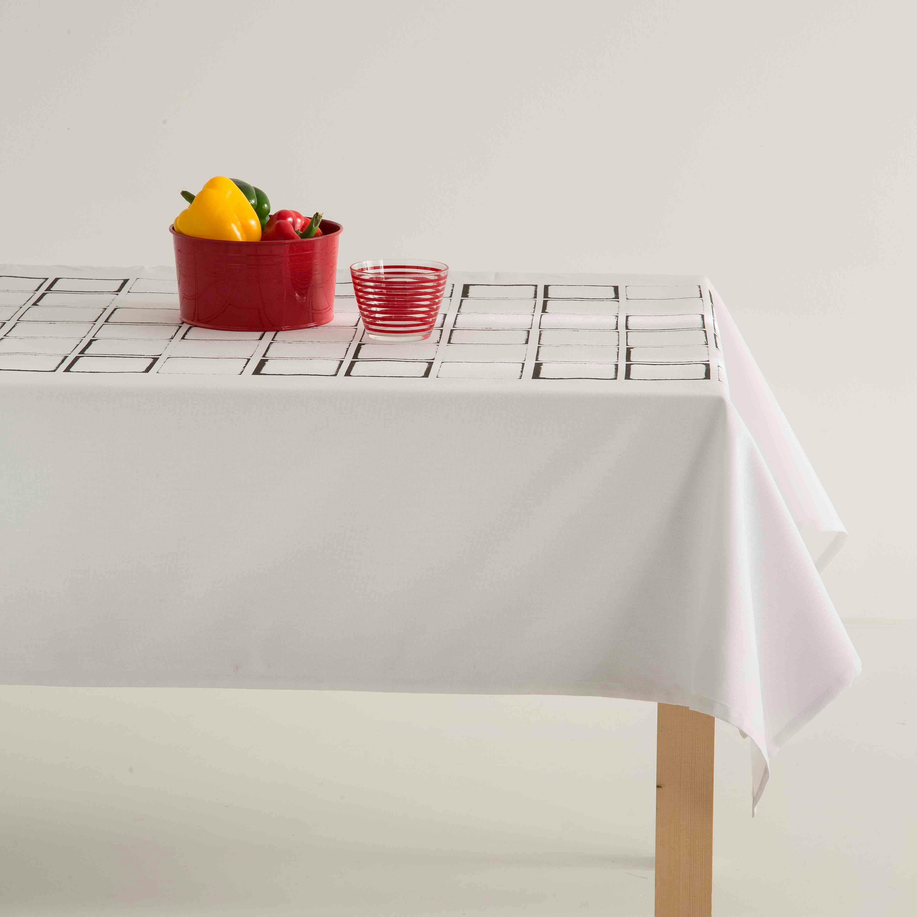 MOSAIC BLACK - Nappe imprimée noir avec traitement anti-taches en coton 140x140 cm