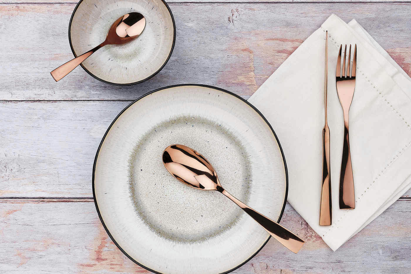 NUDE - Lot de 24 couverts de table en inox cuivre