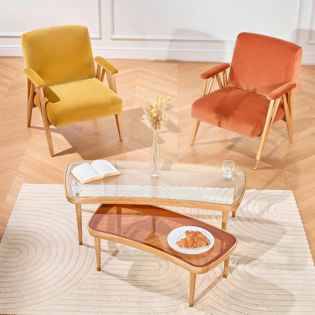 BO PARIS - W - Fauteuil vintage en bois et velours jaune moutarde