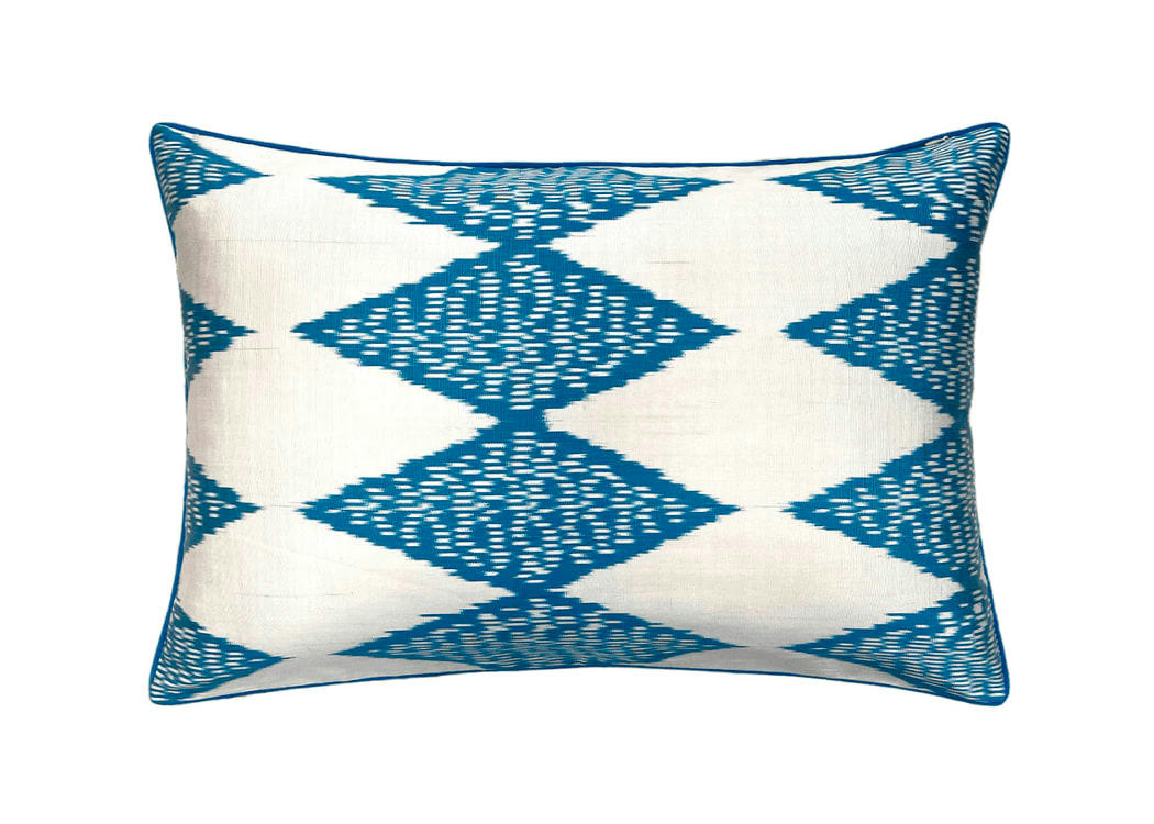 - Housse de coussin double soie ikat  40x60 bleu