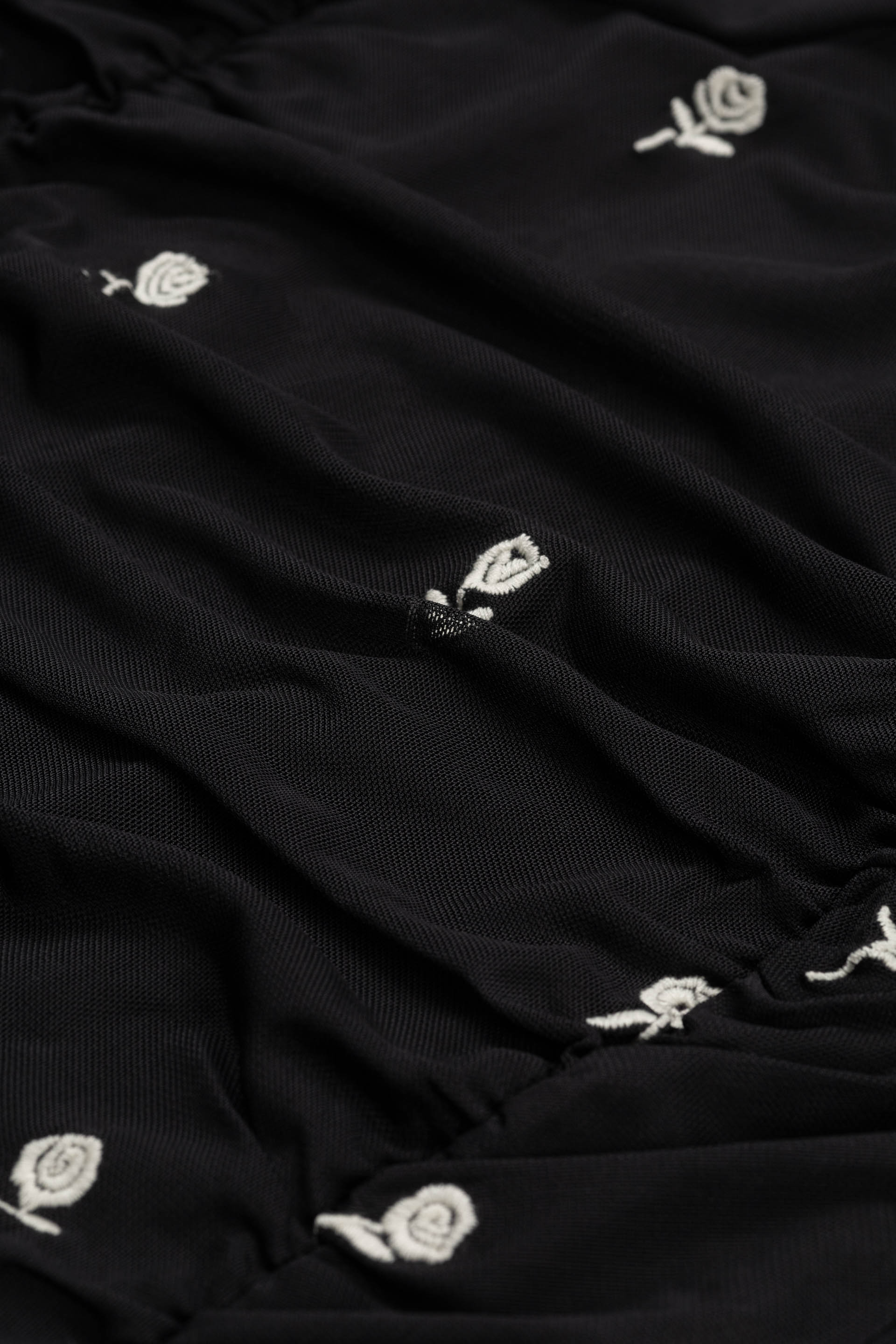 Kamea Top | Black/Cosy White