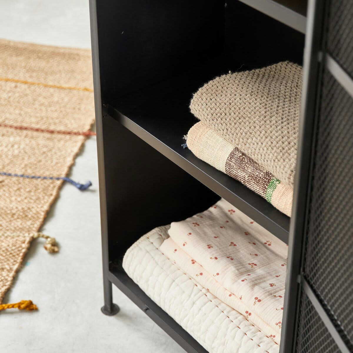 ALMA - Armoire grillagée enfant en métal